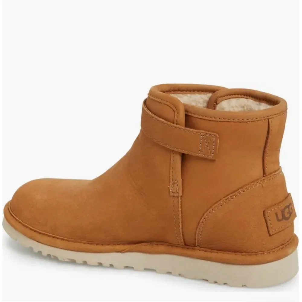 Ugg Rella Ankle Boots - Picture 2 of 12